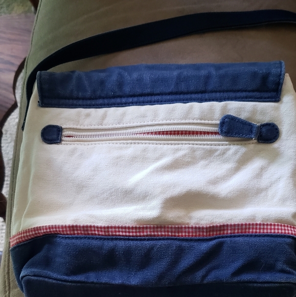 Liz Claiborne Blue and Cream Crossbody Bag Sleek Design. Villager. Measures 10x9 - Picture 2 of 9